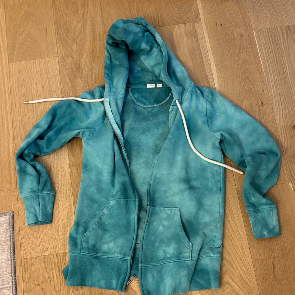 GAP teal tie dye hoodie